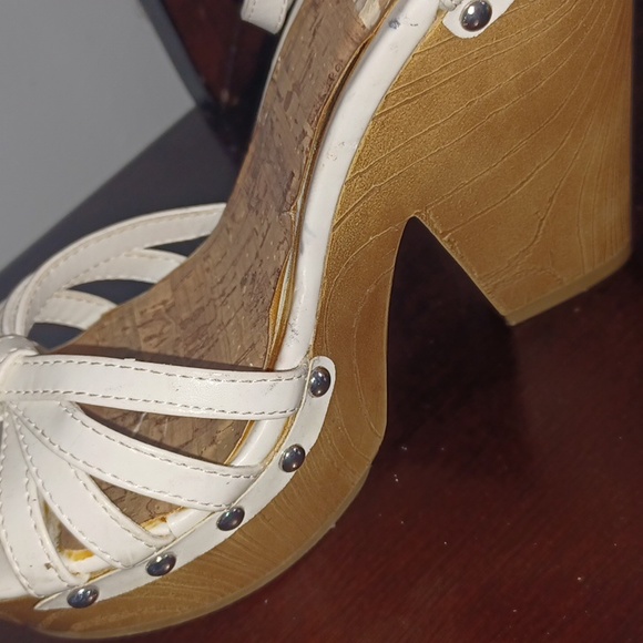 Bundle lot of mix shoes - Picture 8 of 13